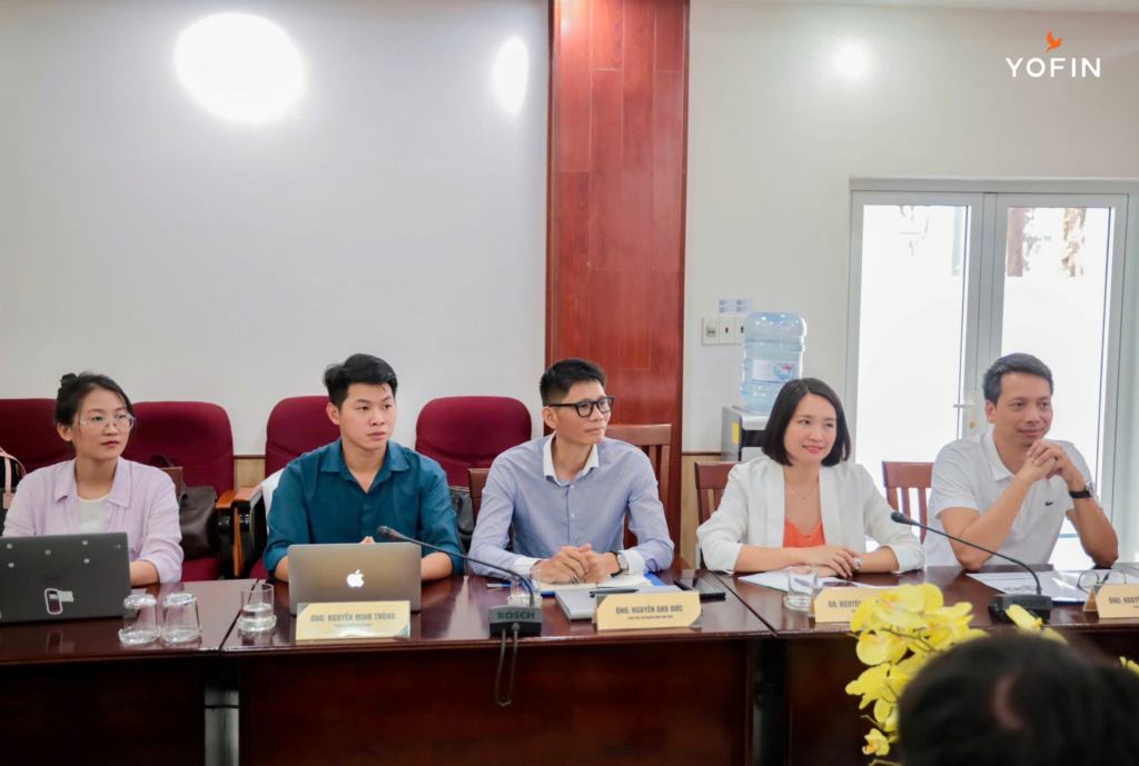 Về phía 2Target, có bà Nguyễn Thùy Dương, Giám đốc Công ty, đã tham dự cùng các thành viên trong ban lãnh đạo.